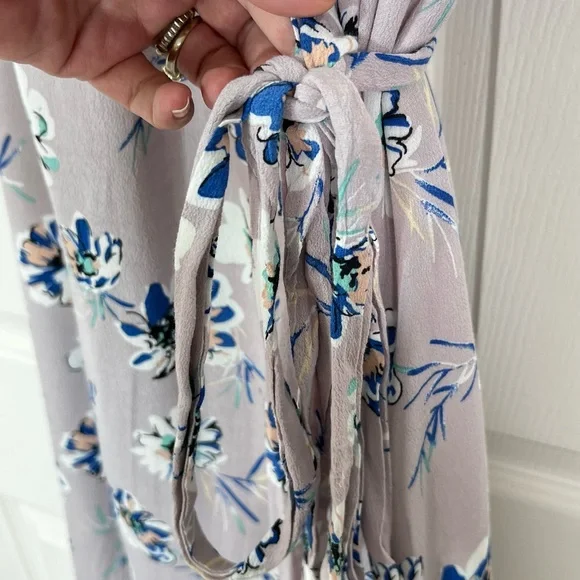 Lulu’s La Vie Lavender Floral Sleeveless V-Neck Wrap Ruffle Dress Women’s Sz XL - Picture 9 of 14